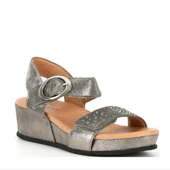 Brioso Sandals Huntley Three Metallic Covered Wedge in Pewter Size 9.5 - Picture 1 of 17